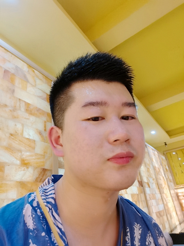 六月与阿十二的第一张照片--建平蓝颜知己交友网